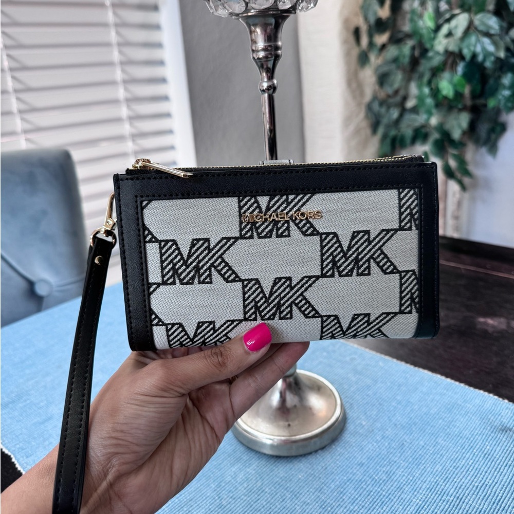 Michael Kors Jet Set Travel Large Double Zip Wristlet Wallet